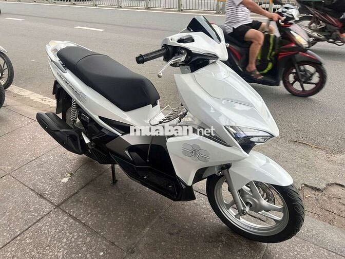Honda air blade 2017 mới 90% Bstp chính chủ