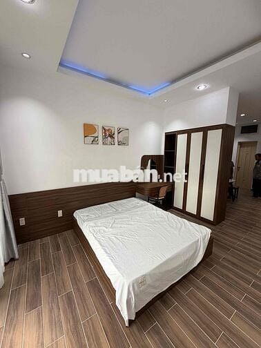 Cho thuê phòng 1 phòng ngủ ban công gần sân bay công viên gia định