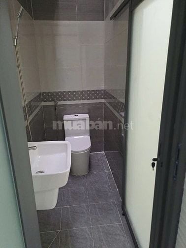 Bán nhà H3m số 341/4/18 Bến Phú Lâm, P9, Q6. DT: 4m x 14m, 3 tầng, ST