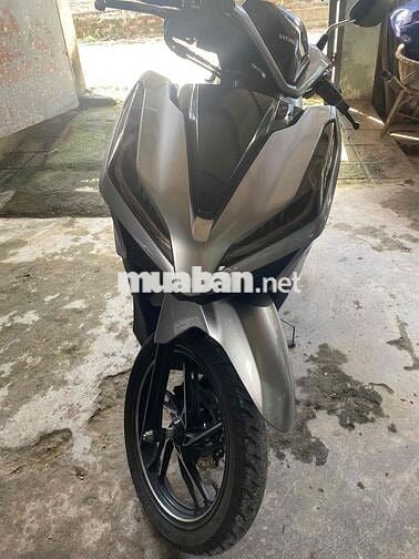 vario 150 Bến cát