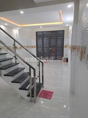 Bán nhà H3m số 341/4/18 Bến Phú Lâm, P9, Q6. DT: 4m x 14m, 3 tầng, ST