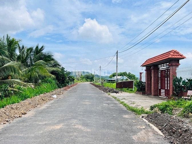Bán đất chính chủ MT Bà Huyện Thanh Quan, xã Đức Linh, Bình Thuận