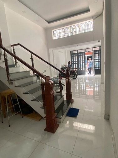 Nhà HXH 6m [ID19847] Ngô Quyền, P.Diên Hồng. DT 4.5x14m, 4 tầng ST