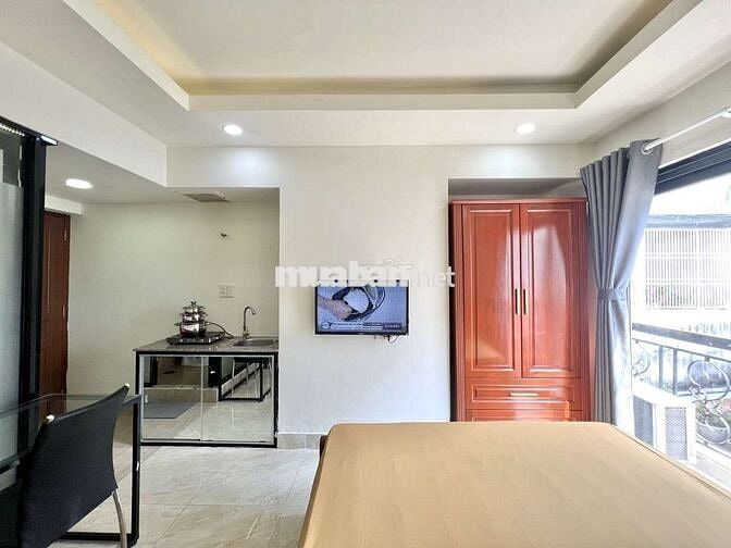Căn Hộ Ban Công, Máy Giặt Riêng Ngay Trần Phú Quận 5
