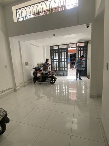 Nhà HXH 6m [ID19847] Ngô Quyền, P.Diên Hồng. DT 4.5x14m, 4 tầng ST