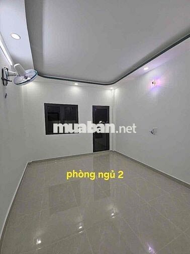 Bán Nhà Q11 3.8m x 10m 2pn 2wc 4.2 T.ỷ