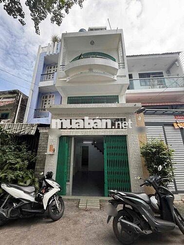 nhà 3 tầng, bán gấp - hẻm 5 mét - 4 ,8 tỷ thương luong