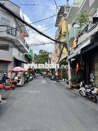 MẶT TIỀN NỘI BỘ LẠC LONG QUÂN NHÀ 5 TẦNG KHÔNG LỘ GIỚI GIÁ 4,98TỶ TL