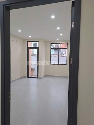 Bán nhà H3m số 341/4/18 Bến Phú Lâm, P9, Q6. DT: 4m x 14m, 3 tầng, ST