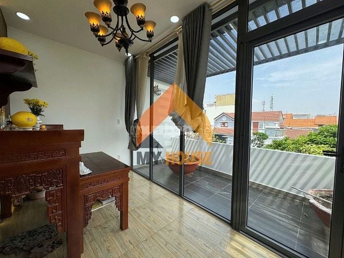 TUYỆT PHẨM Q2 VILLA HIỆN ĐẠI FULL NỘI THẤT XÁCH VALI VÀO Ở NGAY 6PN