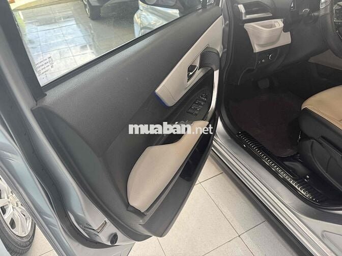 Toyota Veloz Cross 2022 CVT - 83001 km