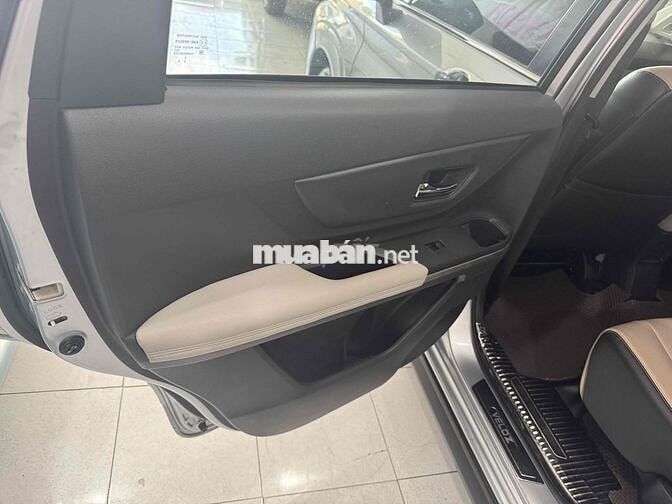 Toyota Veloz Cross 2022 CVT - 83001 km