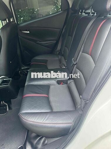 Mazda 2 2016 - 100000 km tên tư nhân xe chất hiếm