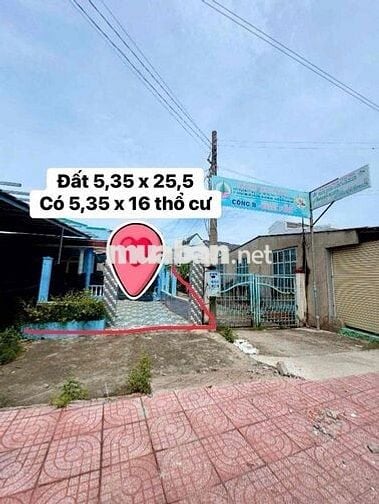 Mặt tiền Nguyễn Trung Trực gần quãng trường
