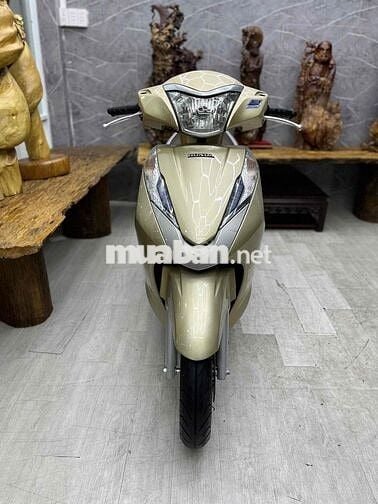 👉Honda Lead 2015 chính chủ máy zin êm