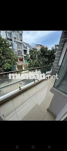 Bán nhà mặt tiền gần ngay đường số 10 bình hưng DT 4.5 x 18m 2 lầu