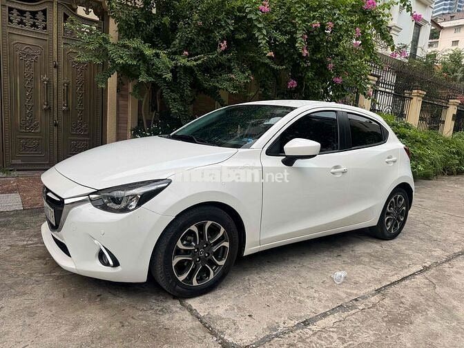 Mazda 2 2016 - 100000 km tên tư nhân xe chất hiếm