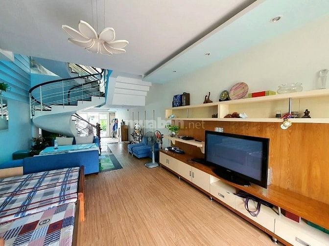 Bán nhà mặt tiền đường Thạnh Mỹ Lợi Quận 2 giá 16,5 tỷ
