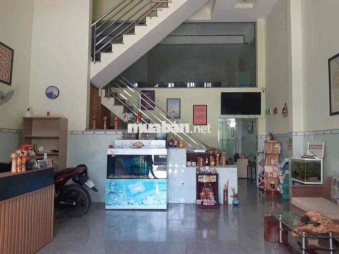 CHO THUÊ NHÀ 6x20m 2lầu 5pn 3wc - NỘI THẤT CƠ BẢN - GẦN CHỢ ĐẠI HẢI