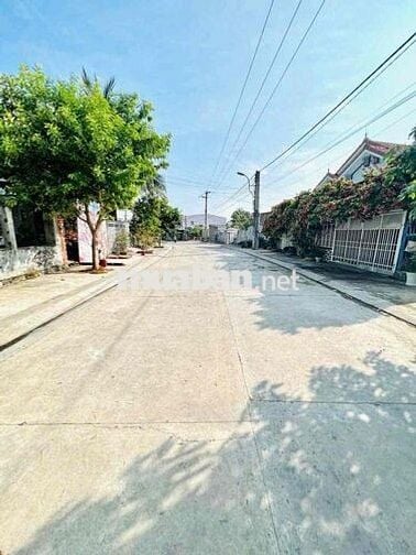 Cần Bán Đất Mặt Tiền Đường Trần Nam Trung Rộng 13m.Ngay TT Phước Đồng