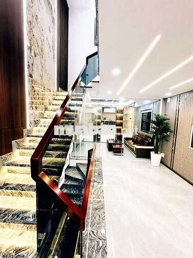 SIÊU PHẨM – Ngay LÊ VĂN QUỚI, 5 tầng, Nội thất xịn, 4.3x15, Nhỉnh 7 tỷ