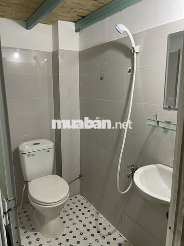 phòng trọ TÂN BÌNH ,giờ giấc tự do.bảo vệ 24/24.NHÀ CÓ THANG MÁY