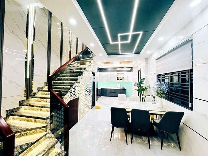 BIỆT THỰ – Ngay HL2, 100% NỘI THẤT, CĂN GÓC 5 tầng, 4.2x14m, Hơn 7 tỷ