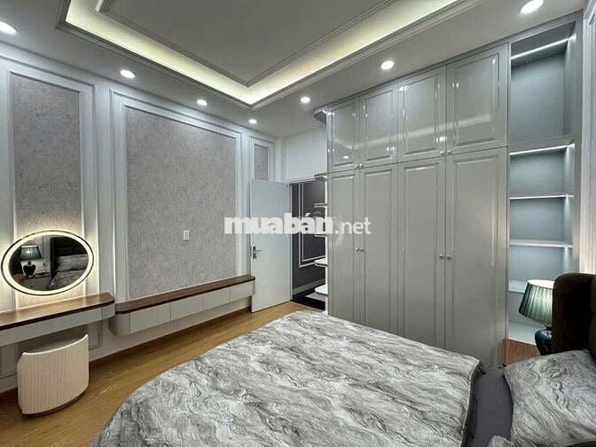 NHÀ HIỆN ĐẠI CHÂU ÂU LÝ PHỤC MANG - MỚI 100% - XEM LÀ MÊ -ĐXH- QUẬN 7