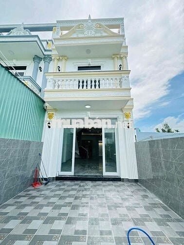 Bán Nhà Tân Cổ Điển Mặt Tiền Đường Lớn , Đã Hoàn Công , Ở Cần Giuộc