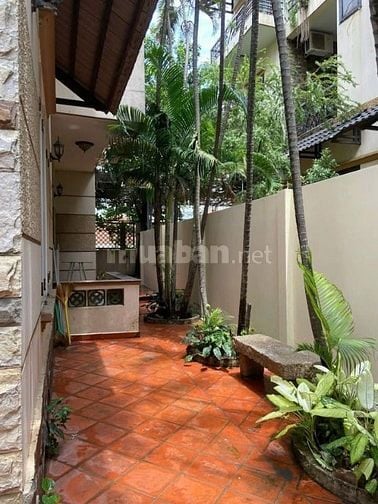 Biệt thự 3 Lầu DT:13x19 hẻm xe tải 8m Dương Quảng Hàm, P6, Q.Gò Vấp.