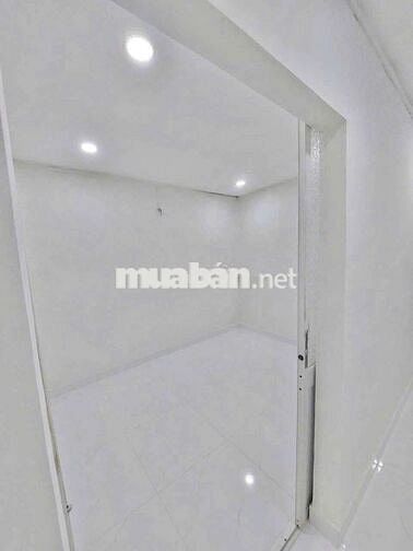 Cho Thuê Nhà 1 Trệt 1 Lầu 3PN 4x14m Hẻm 585 Nguyễn Thị Thập
