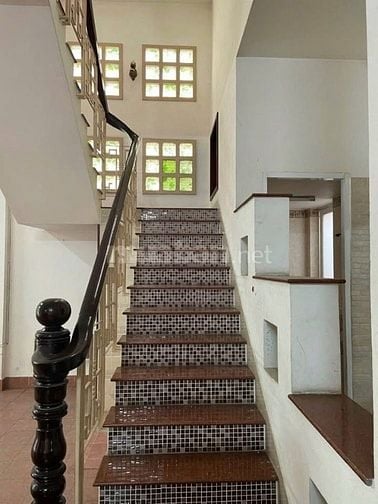 Biệt thự 3 Lầu DT:13x19 hẻm xe tải 8m Dương Quảng Hàm, P6, Q.Gò Vấp.