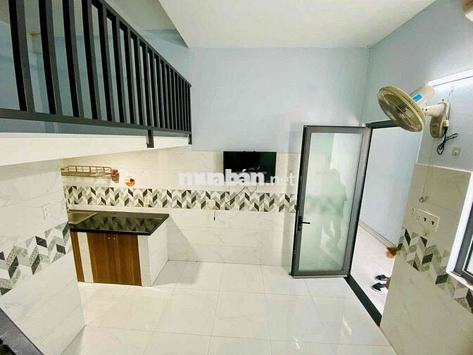 Duplex Sang Xịn Mịn  - Ngay Ngã Tư Bốn Xã - Phòng Siêu Rộng