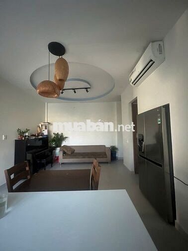 Bán căn hộ chung cư nội thất đầy đủ