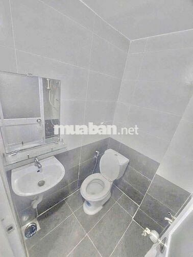 Cho Thuê Nhà 1 Trệt 1 Lầu 3PN 4x14m Hẻm 585 Nguyễn Thị Thập