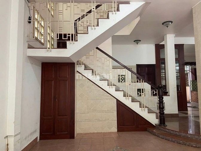 Biệt thự 3 Lầu DT:13x19 hẻm xe tải 8m Dương Quảng Hàm, P6, Q.Gò Vấp.