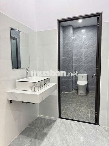 BÁN NHÀ 2 TẦNG : VÕ QUẢNG - HOÀ XUÂN