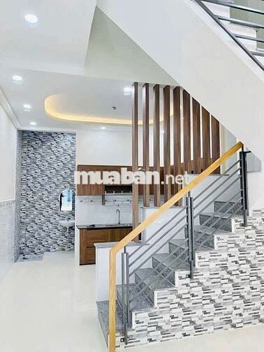 Gần 4 xã thông LVQ Nguyễn Sơn hẻm xe hơi 63m2 2 tầng chỉ 6.25 tỷ