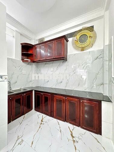 Bán nhà 3 phòng ngủ tại hẻm 138, Trần Hưng Đạo,  2,85 tỷ,