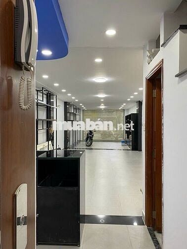 Cho thuê nhà gấp MT 639B Bà Hạt, Phường 6, Quận 10 thông ra 3.2