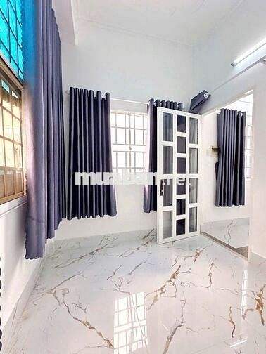 Bán nhà 3 phòng ngủ tại hẻm 138, Trần Hưng Đạo,  2,85 tỷ,