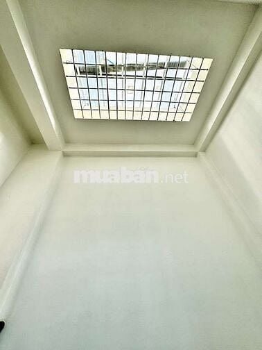 Nhà Lớn 72M2, Cao 5Tầng, HXH 6M, Gần ST Emart 2