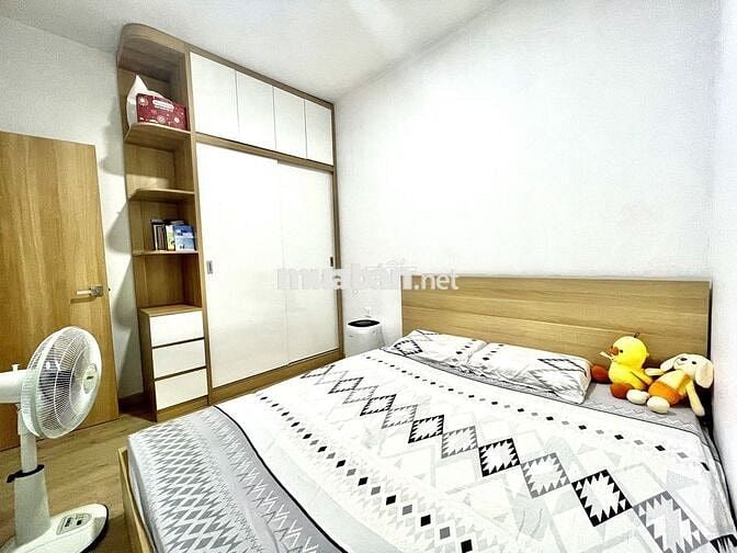 ⚡Emerald cho thuê gấp căn 2PN + 2WC, Full NT, giá 15tr, view công viên