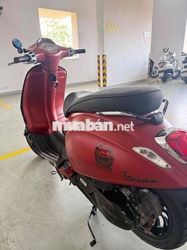 Cần Bán Vespa 2018 Prin đỏ nhám