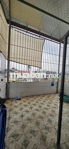 Nhà Mặt Phố Thạch Bàn Cách 50m 5 Tầng Ngõ Ít Nhà – Nhỉnh 6 tỷ