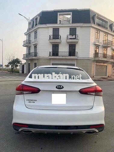 Kia Cerato 2018 1.6 MT - 100000 km