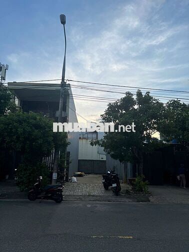 Cần bán gấp lô đất MT đường Huỳnh Lắm, khu FPT giá chỉ từ 53 triệu/m2!