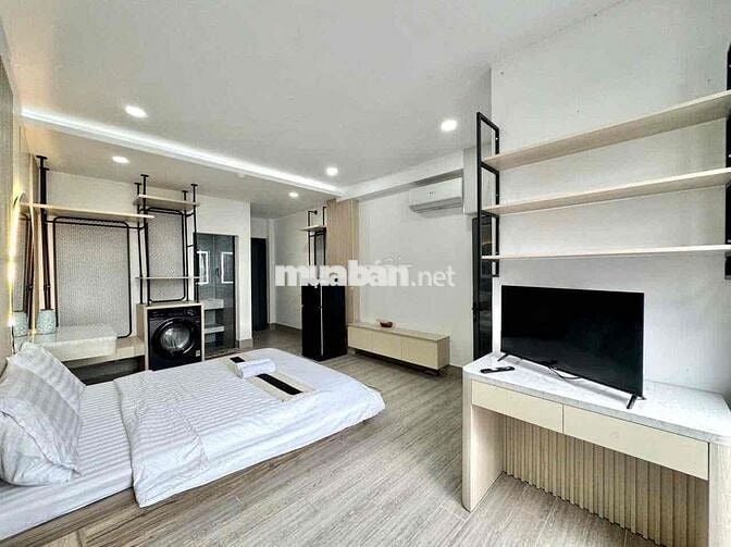 CĂN HỘ CC MINI STUDIO BAN CÔNG TÁCH BẾP FULL NT LUCXURY GẦN SÂN BAY