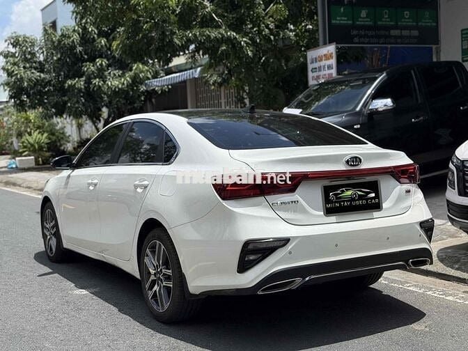 Kia Cerato 2019 2.0 AT Premium - 25000 km. 1 chủ