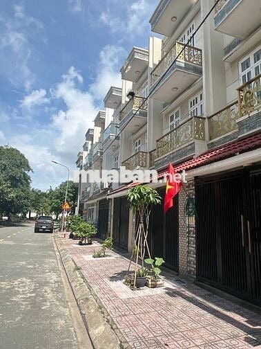 Mình cần cho thuê nhà nguyên căn 1 trệt 2 lầu giá 8tr